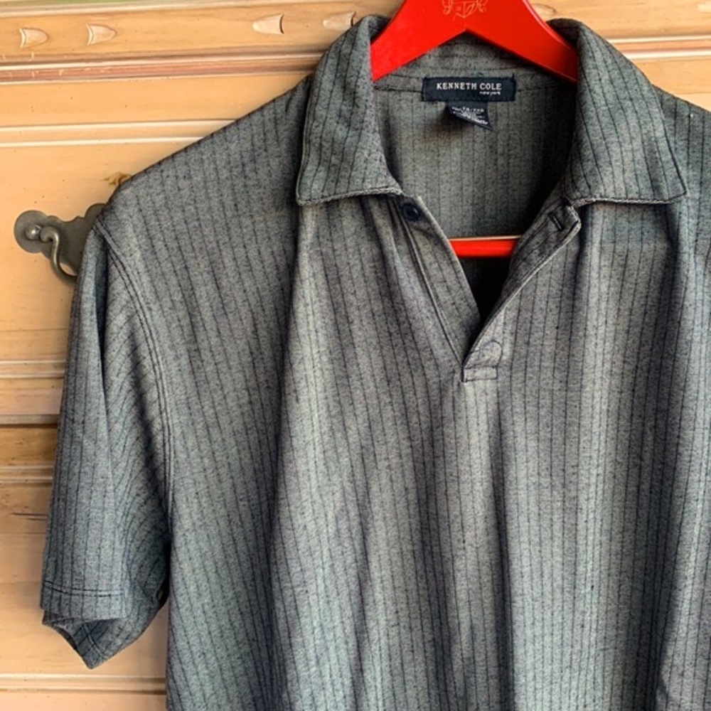 Kenneth Cole (XL) - Picture 2 of 16